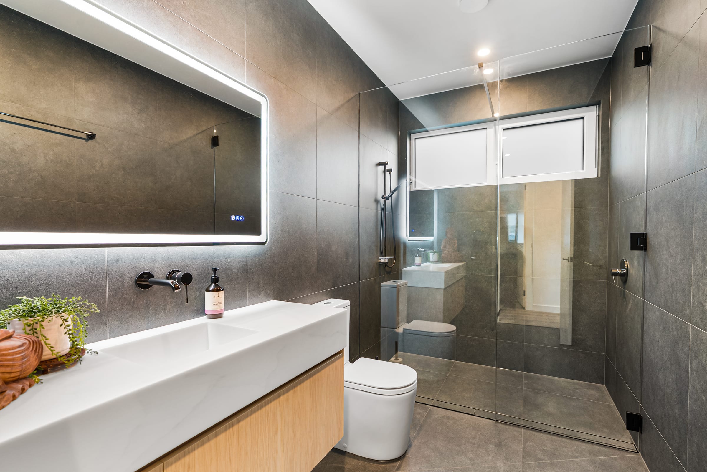 Bluebush Passivhaus, Blackmans Bay, Tasmania — Forever Home by Zanetto Builders (image 5 of 12)