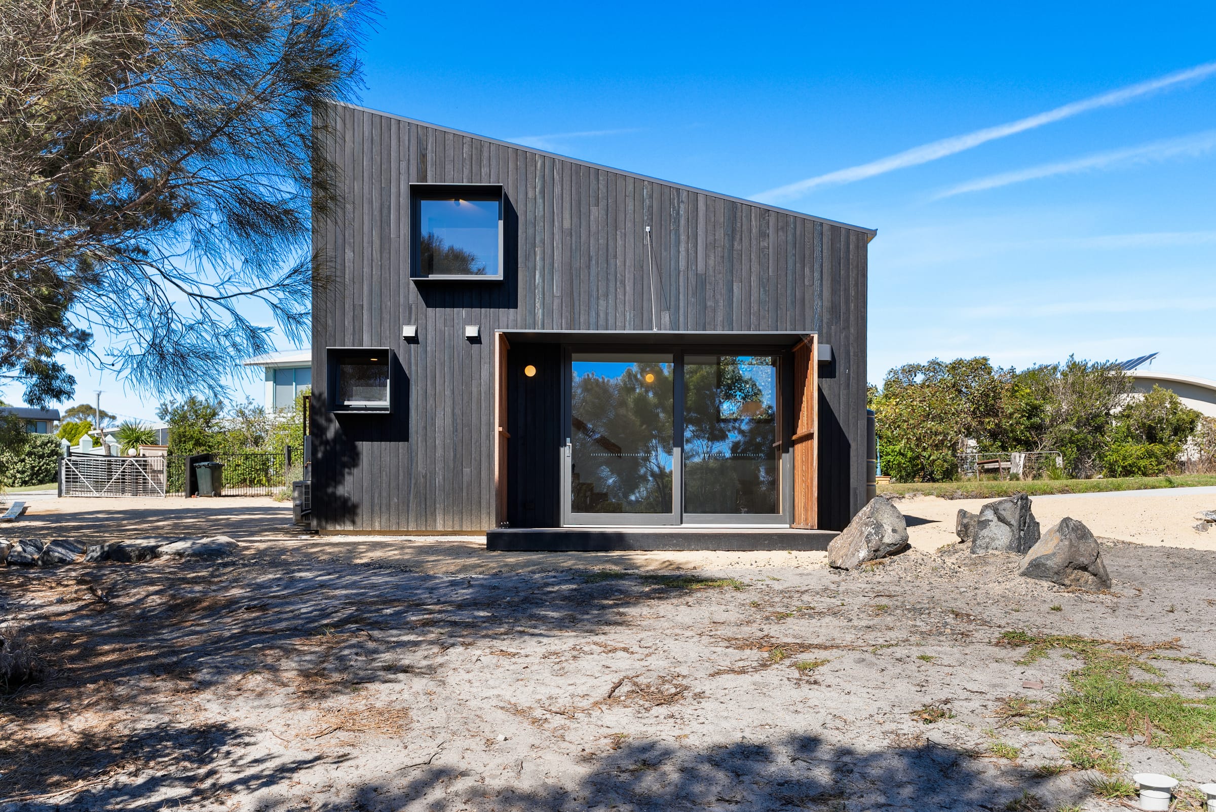 Fysh Place, St Helens, Tasmania — Forever Home by Zanetto Builders (image 14 of 15)