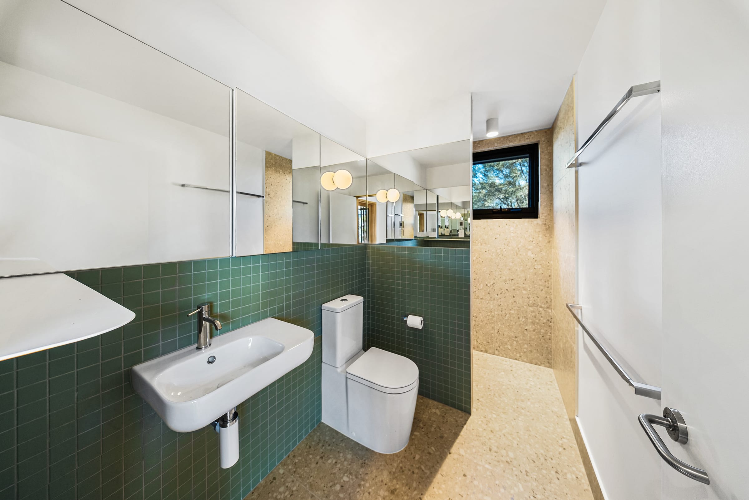 Fysh Place, St Helens, Tasmania — Forever Home by Zanetto Builders (image 3 of 15)