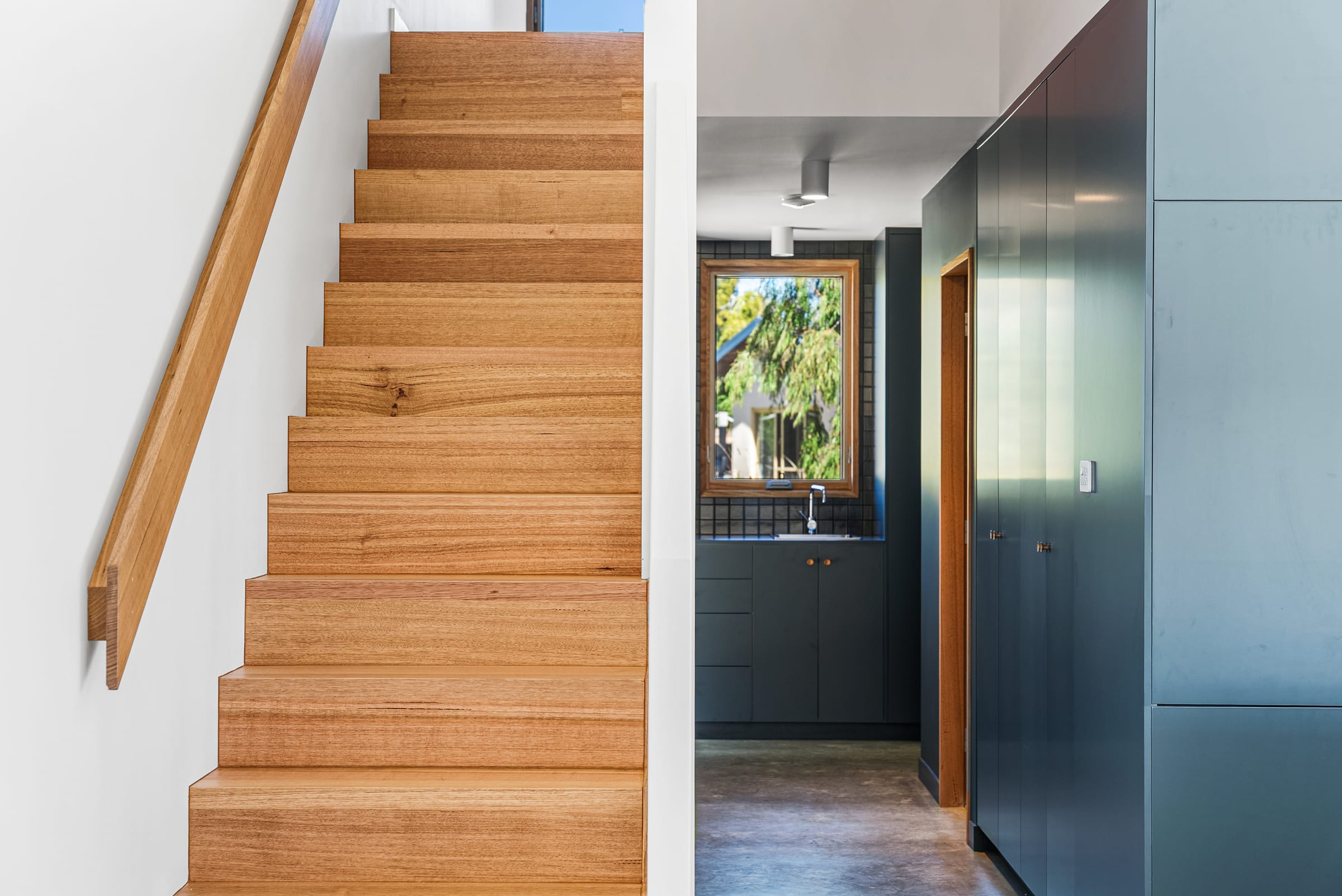 Fysh Place, St Helens, Tasmania — Forever Home by Zanetto Builders (image 9 of 15)