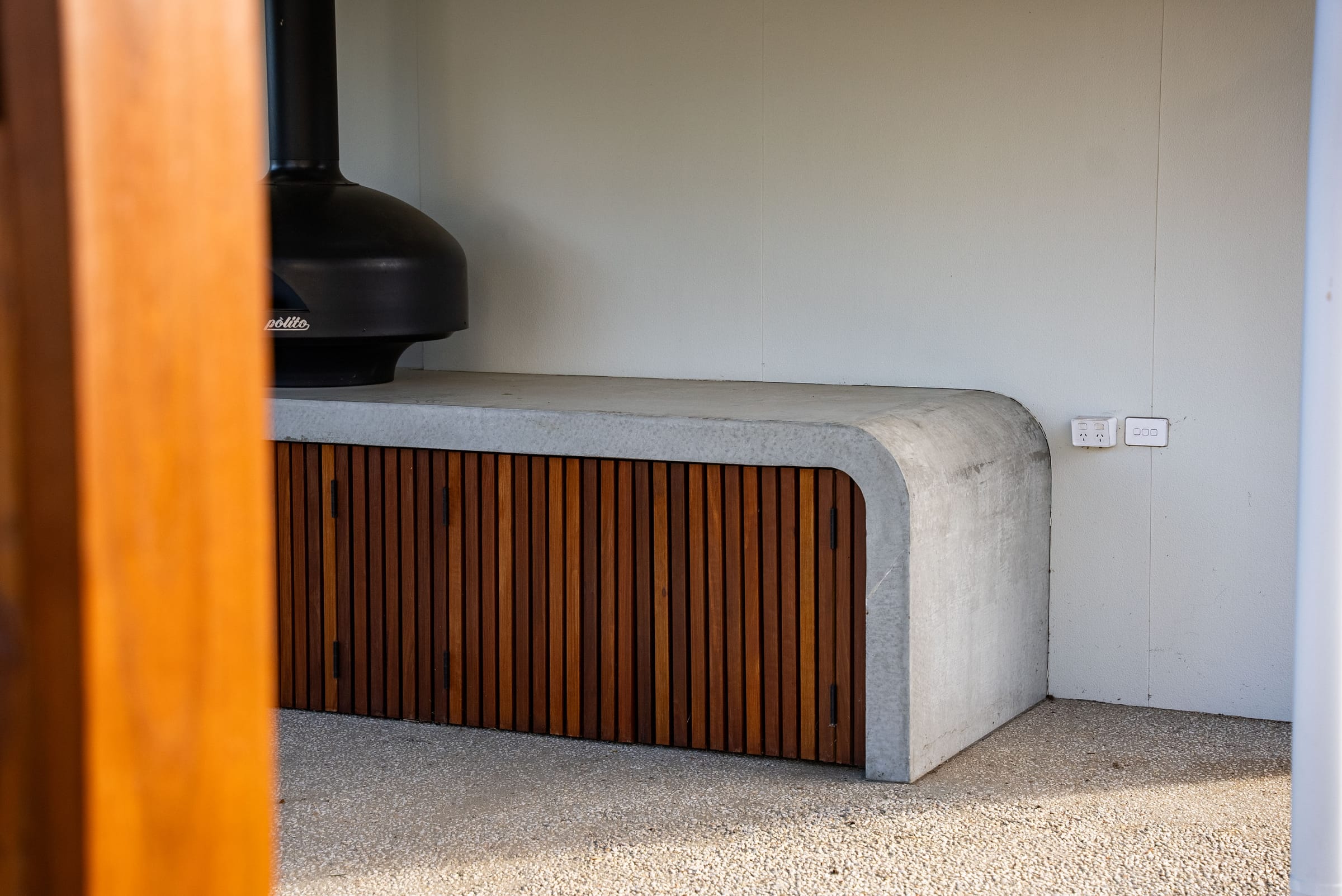 Howden, Howden, Tasmania — Outdoor Area by Zanetto Builders (image 6 of 12)