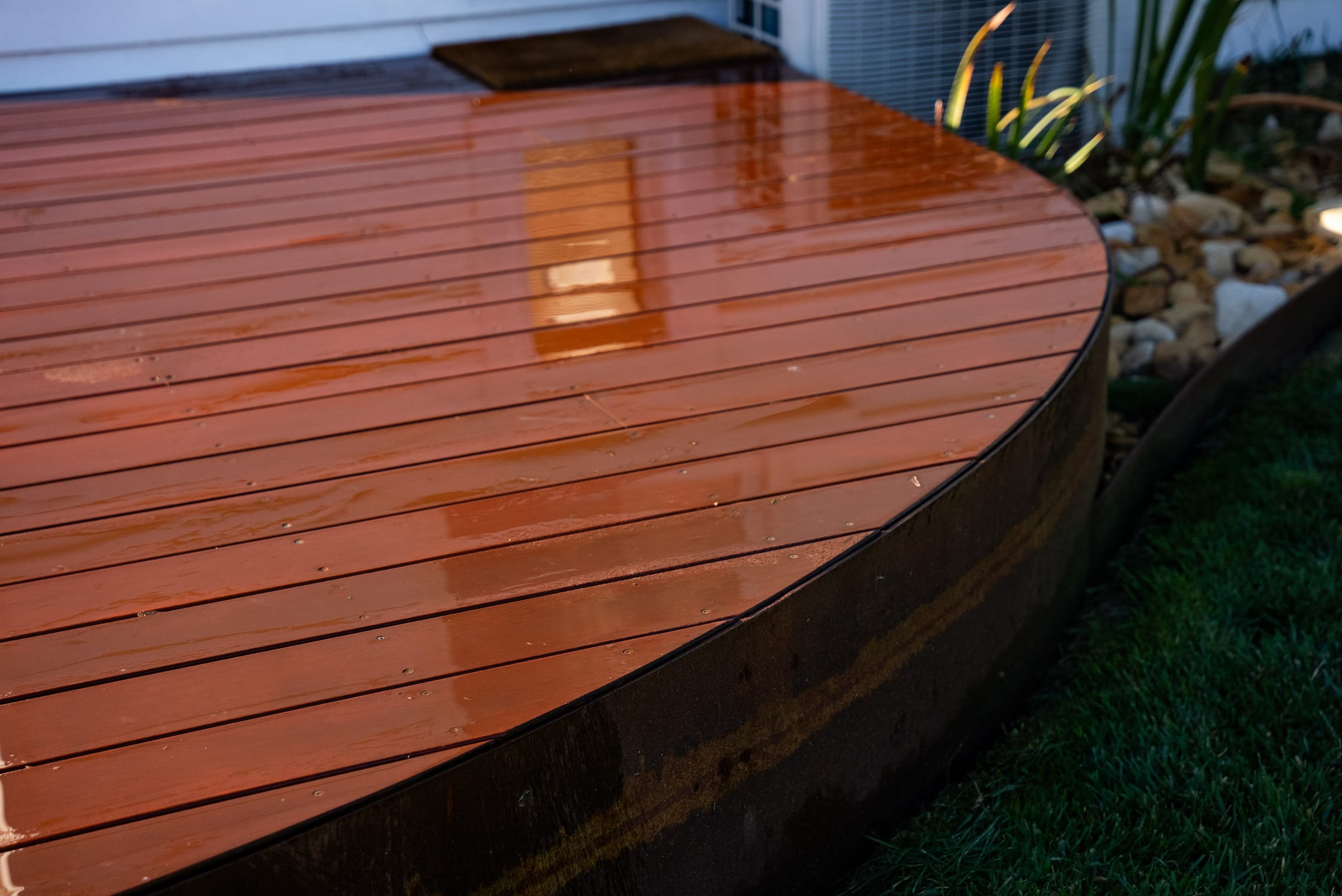 Howden, Howden, Tasmania — Outdoor Area by Zanetto Builders (image 9 of 12)