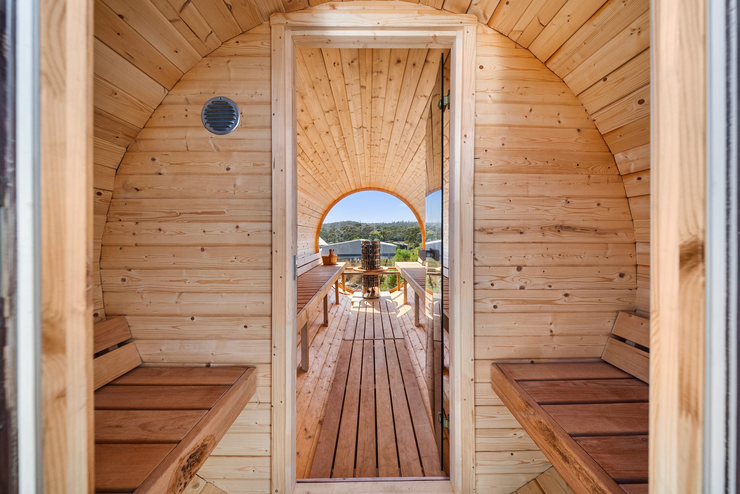 Patsy, Coles Bay, Tasmania — Forever Home by Zanetto Builders (image 11 of 13)