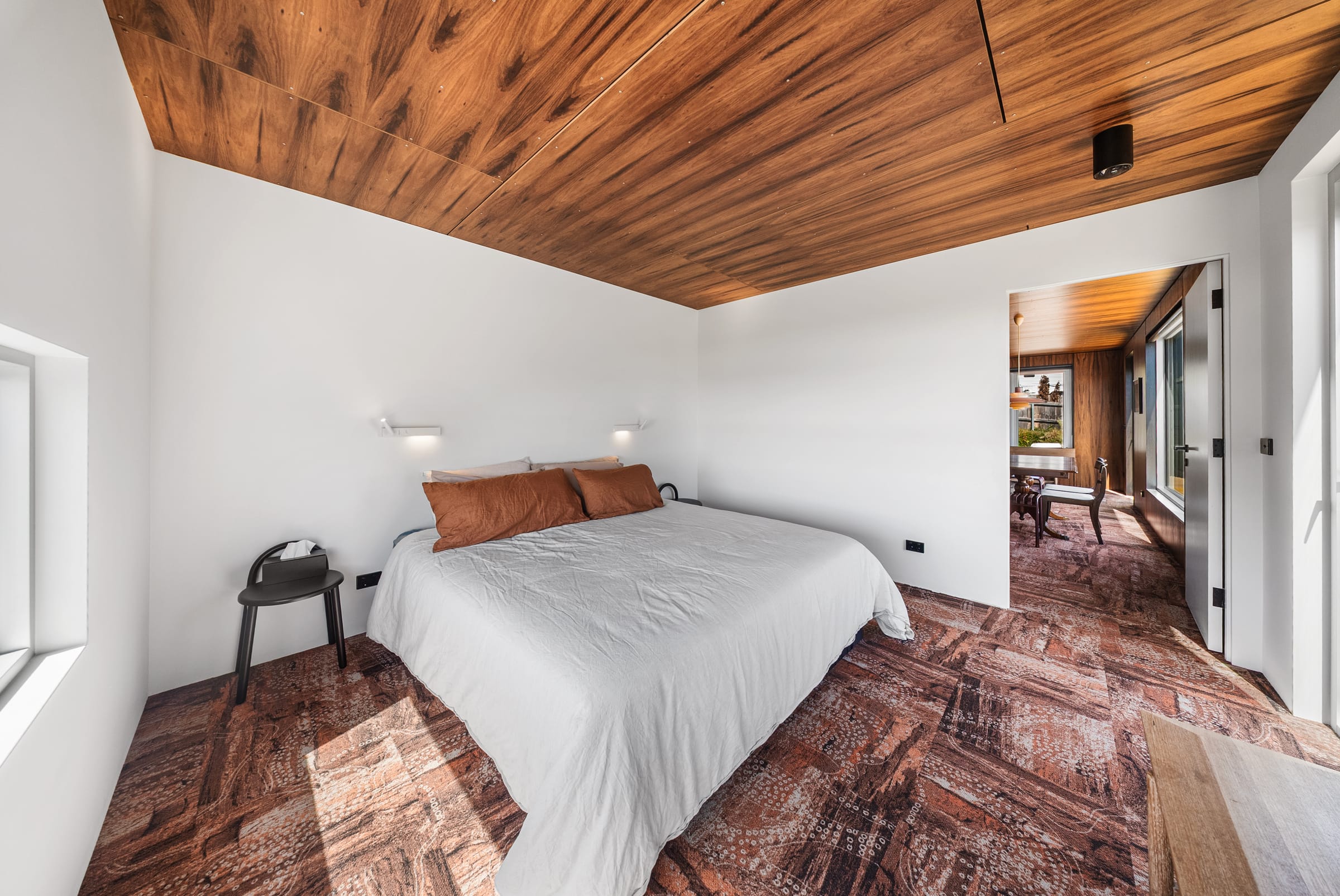 Patsy, Coles Bay, Tasmania — Forever Home by Zanetto Builders (image 5 of 13)
