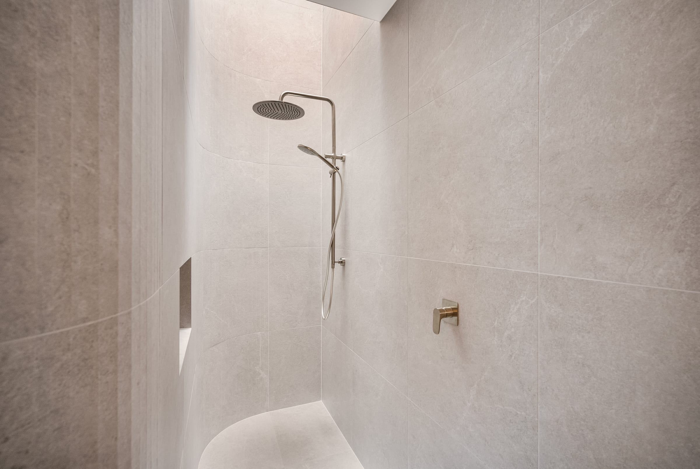 The Curve, Bellerive, Tasmania — Bathroom Project by Zanetto Builders (image 12 of 15)