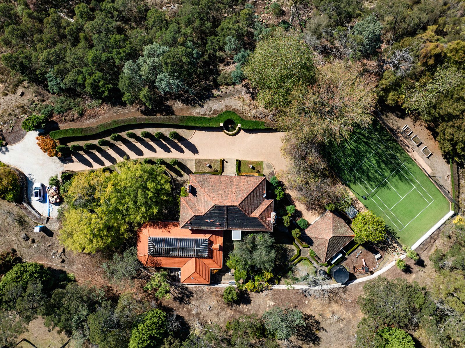 Villa Donini, Launceston, Tasmania — Renovation by Zanetto Builders (image 2 of 12)