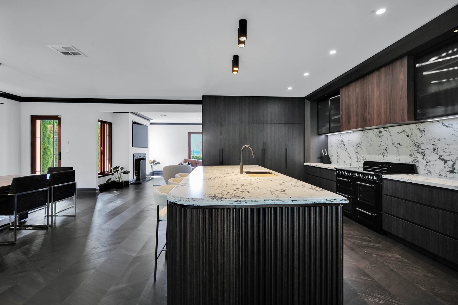 Villa Donini, Launceston, Tasmania — Renovation by Zanetto Builders (image 8 of 12)