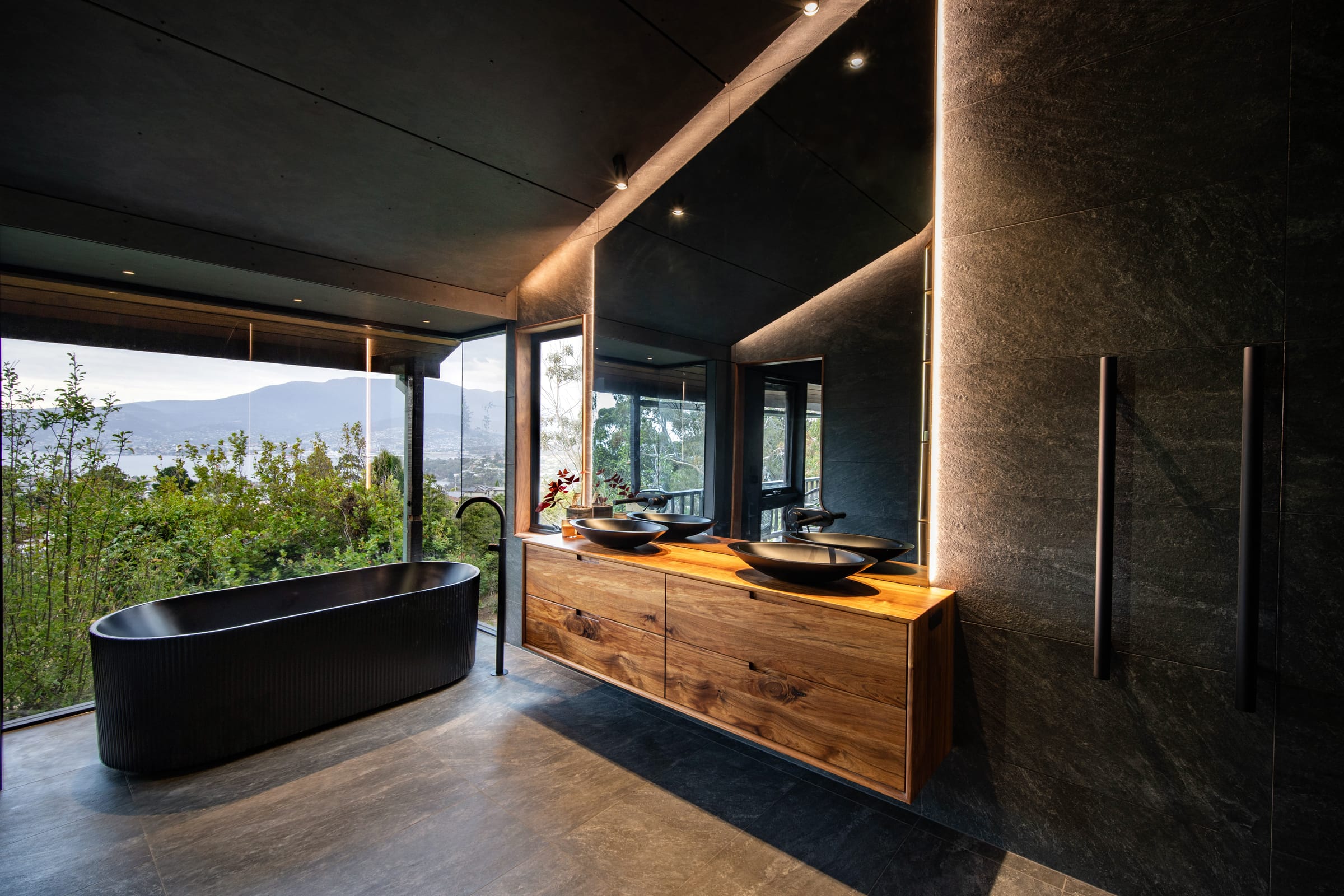 Waverley, Bellerive, Tasmania — Bathroom Project by Zanetto Builders (image 4 of 12)