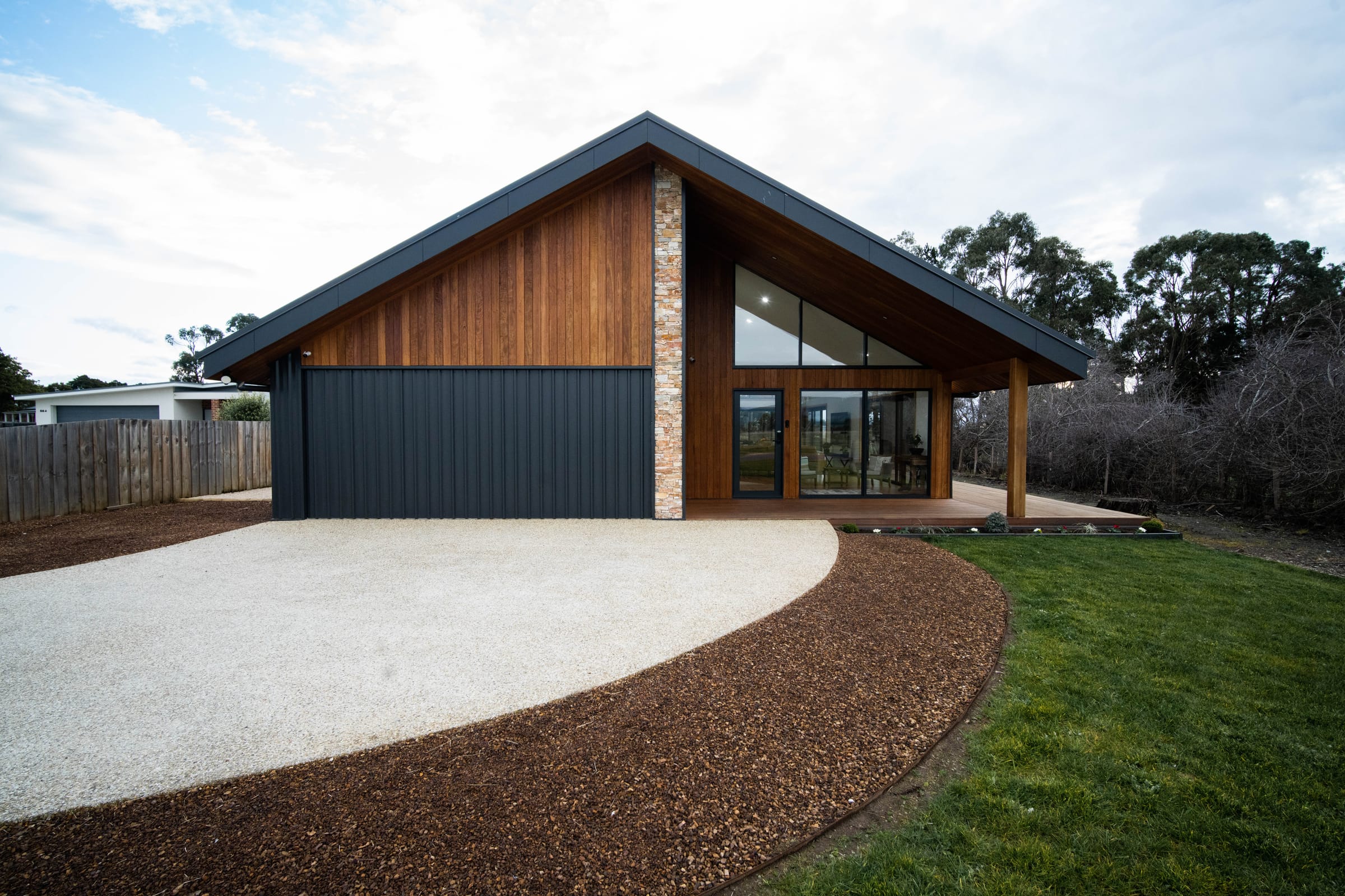 White Hills, White Hills, Tasmania — Forever Home by Zanetto Builders (image 17 of 18)